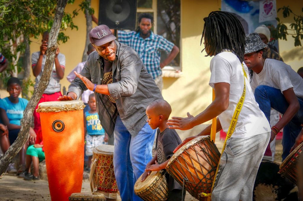 drums, festival, african, people, kid, child, music, instrument, sound, play, loud, musicians, performance, street performance, celebration, musical instruments, tradition, life, lifestyle, outdoors, zimbabwe, africa, zimbabwe, zimbabwe, zimbabwe, zimbabwe, zimbabwe